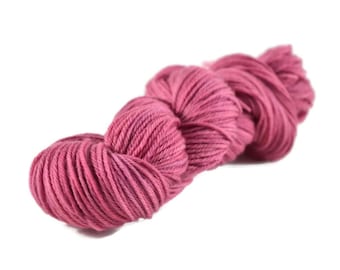 Worsted Yarn, Superwash Merino yarn, hand dyed, worsted weight yarn, wool yarn, 100% Superwash Merino, pink, berry - Mulberry
