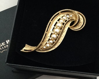 1960's Crown Trifari Brooch