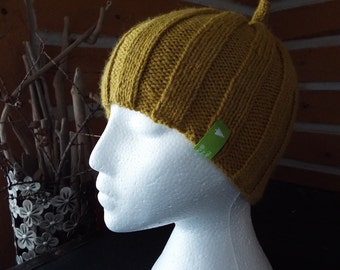 Ribbed Knit Hat with Top Knot
