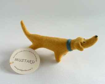 Needle felted dachshund, needle felt Weiner, sausage dog, dog lover gift, needle felt dog, miniature Weiner, Gretel Parker