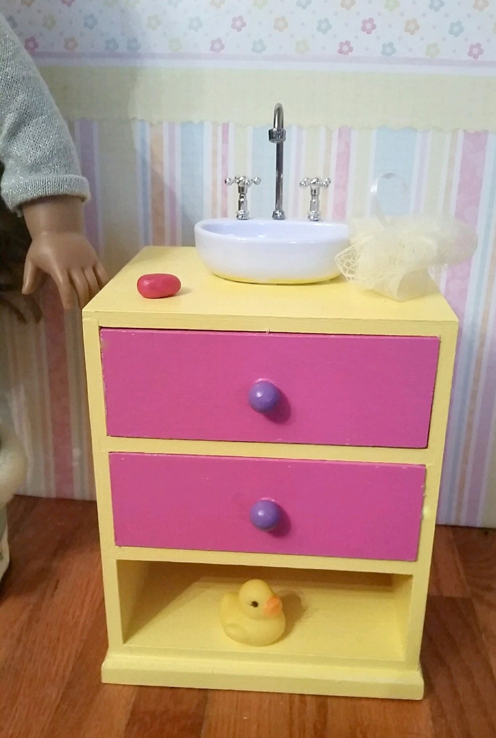 18 inch doll bathroom furniture