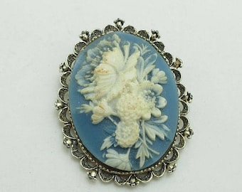 SALE Cameo Brooch Necklace Pin Floral Flower Pendant Gold Tone Gerry's 9064