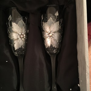 Buyer photo Laura Kuntz, who reviewed this item with the Etsy app for iPhone.