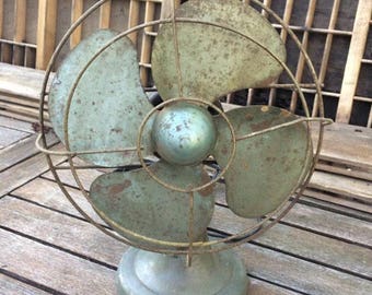 FLASH SALE! 25% off when you enter "25FLASH" - Vintage Polar Cub Green Oscillating Fan