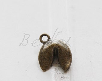 6 Pieces / Lucky Cookie / Antique Brass Tone / Base Metal / Charm (Y17724//O883)