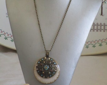 Ravissant collier sautoir chaine bronze et bois laqué