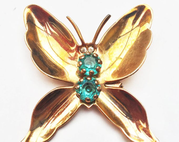 Butterfly Brooch - Blue Rhinestone - Gold plated metal - Insect figurine pin