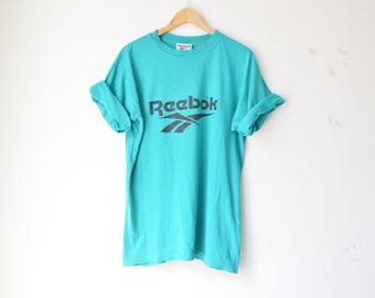 REEBOK vintage green oversized distressed raglan t-shirt 90s // M