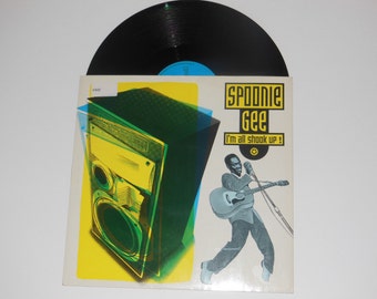 spoonie gee im all shook up I'm all shook up lyrics: kick it for me one time, ted / now that's it / i like that / ( give it up) / just kick it / yeah / now alright / (give it up) / do it / now i'm 'bout to do my thing / are you ready. spoonie gee im all shook up I'm all shook up lyrics: kick it for me one time, ted / now that's it / i like that / ( give it up) / just kick it / yeah / now alright / (give it up) / do it / now i'm 'bout to do my thing / are you ready.