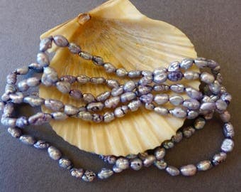 Vintage Blue Fresh Water Pearl Strung Necklace / Fresh Water Pearls