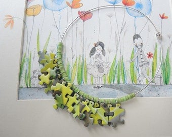 Choker necklace with puzzles and acid green ceramic