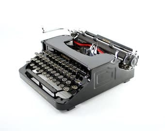 Corona Silent Typewriter - Antique Corona Typewriter - Beautiful FlatTop Corona - Gloss Black - Reconditioned, Working, Gorgeous!