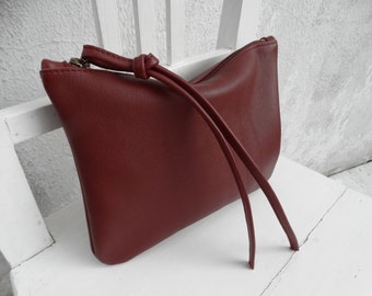 Burgundy Leather Wristlet Clutch/Leather Pouch/Leather Zipper Clutch/READY TO SHIP
