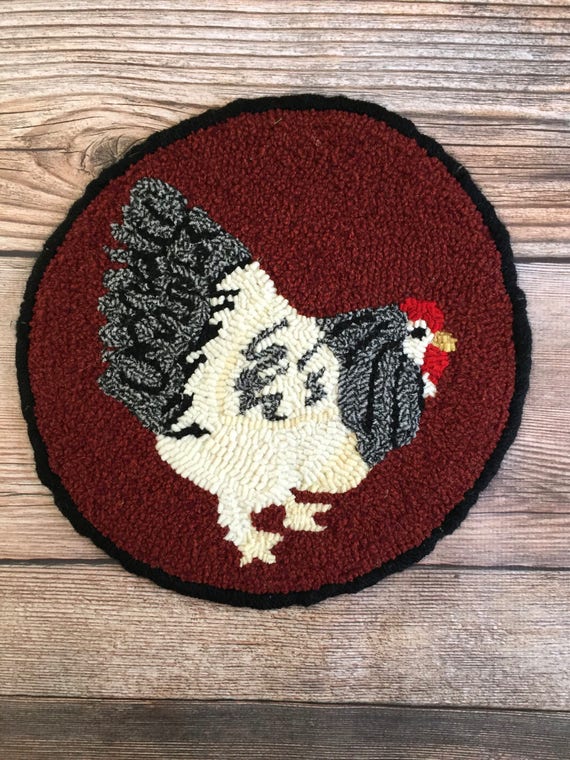 Hooked rug chair pad Hazel Hen sweet chicken chair pad or