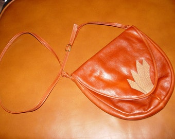 Pretty Vintage Shoulder Bag Purse ~ Velvet Interior, FP Maker Designer? NOS