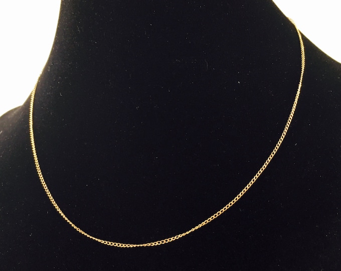 Storewide 25% Off SALE Vintage 14k Gold Petite Curb BG Designer Chain Necklace Featuring Elegant Timeless Design