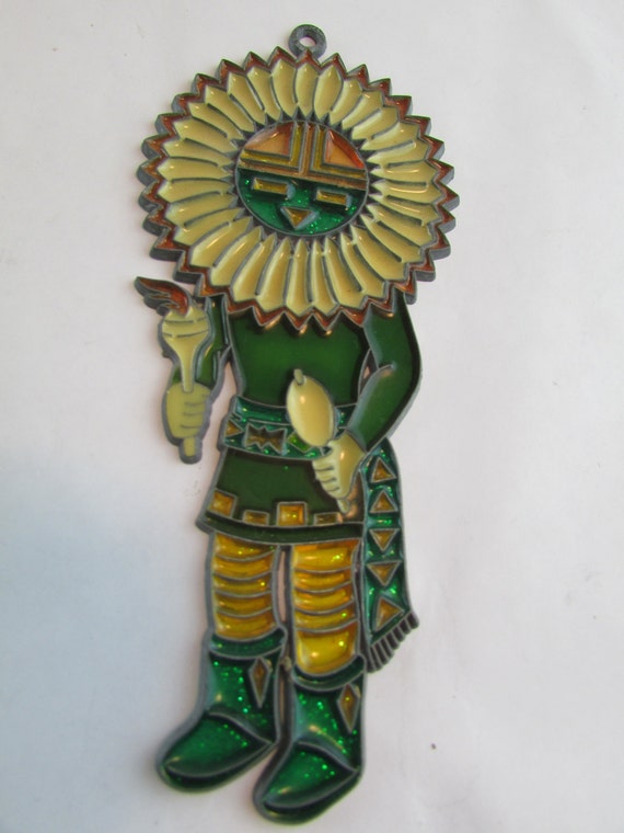 Items similar to Vintage 1994 Native American Suncatcher With Headdress