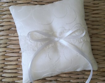 Ring pillow Wedding ring pillow Ring Bearer ivory ring pillow light pink ring pillow