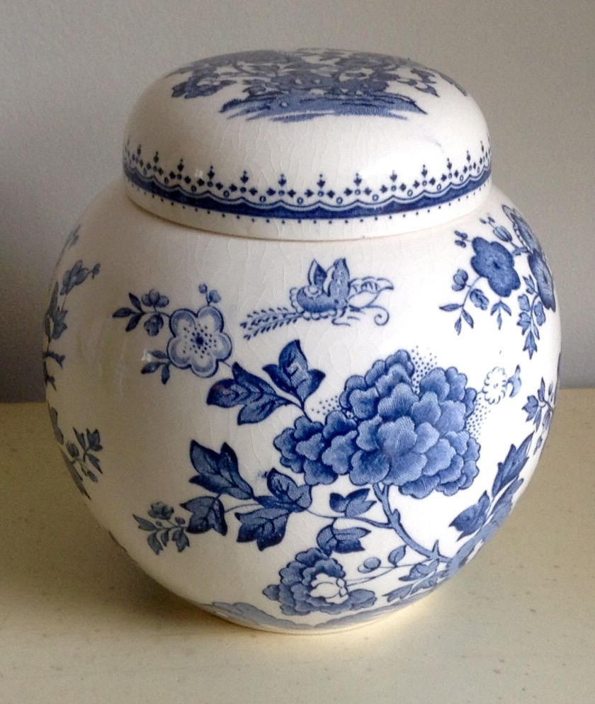 Vintage Ironstone Ginger Jar by Masons Funchu Pattern.