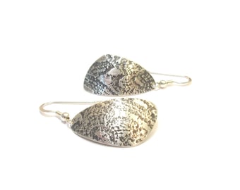 Paire De Boucles D'oreilles Anciennes En Argent Massif 925 - Style Ethnique - Clous Dormeuses