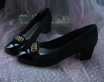 SALE! 90s Black & Gold Pumps Faux Suede Patent Leather Gold Tone Pilgrim Monk Heels Low Block Heel Square Toe Goth Victorian Women's Size 7