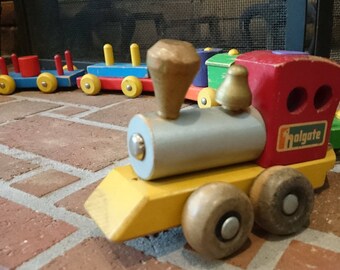 Vintage Holgate Wooden Pull Toy Train/ Vintage Wooden Train/ Wooden Toy