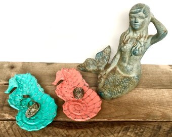 Seahorse Ring Dish Holder - Engagement Ring Holder - Jewelry Dish - Wedding Ring Holder - Bathroom Vanity Decor - Nautical Bedroom Decor