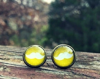 Citron mustache earrings - 12mm glass nickel-free earrings
