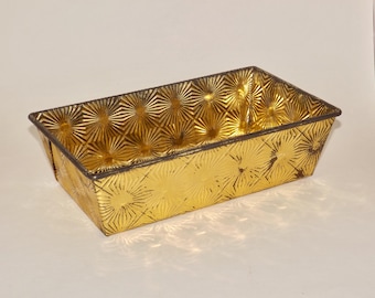 Metal starburst bread loaf pan,9x5 loaf pan,vintage bread pan,gold bread pan,fancy bread pan,old fashioned bread loaf pan,metal bakeware