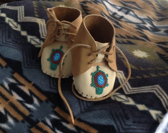 Beaded baby moccasin | Etsy