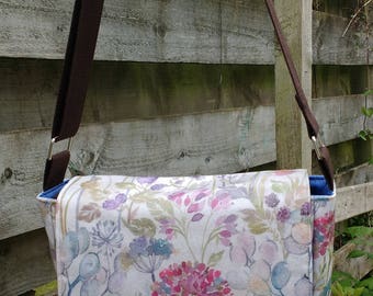 Oilcloth messenger bag - Large, crossbody bag, shoulder bag, waterproof fabric