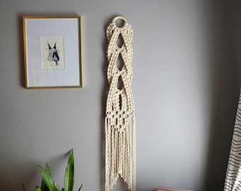 Small Macrame Wall Hanging, Woven Wall Hanging, Wall Hanging, Modern Macrame, Tapestry, Fiber Art, Boho Wall Art, Wall Decor, Macramé