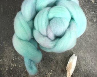 Pure Australian wool roving, hand dyed wool roving, hand dyed top, spinning wool, hand dyed spinning wool, 100% wool roving, felting, fibre
