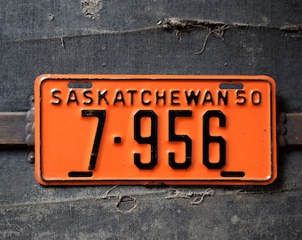 1950 Saskatchewan License Plate - 7-956