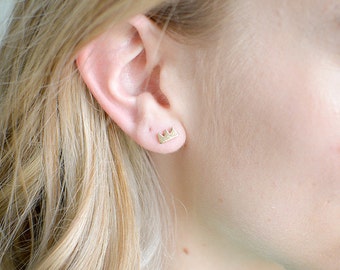 Tiny Crown Studs, Tiny Mountains, Stud Earrings, Geometric, Minimal, Simple, Crown, Zig Zag, Tiny, Dainty Earring, Gold Stud,