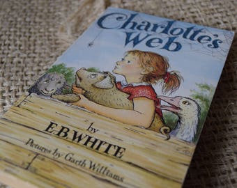 Charlotte's Web. EB White. Children's Puffin Paperback Book. Illus. Garth Williams