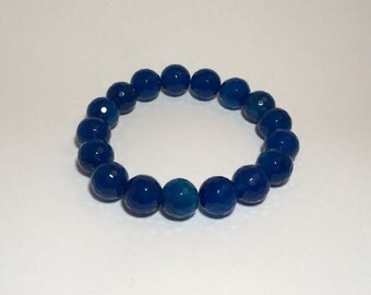 Semi precious stones bracelet, faceted navy blue agate (12 mm)