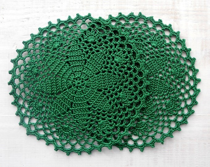 5 inch Doily, Brigth Green Doily, Emerald Green Coaster, Crochet Table Decoration, Green Table Setting, Cotton Crochet Table Decor
