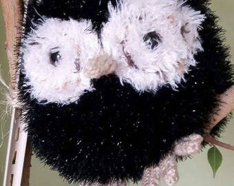Knitted Owl