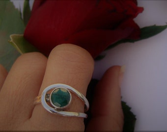 Emerald Ring, Indian Emerald Gemstone Ring, Pure 925 Sterling Silver Ring, Green Stone Ring, Emerald Jewellery, Emerald Silver Ring