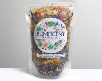 Summer Hay Topper - Dry Herbs and Flower Treats for Pet Bunny Rabbits, Guinea Pigs & Mouse/Rats - Tasty, Nutritious pet food/snack