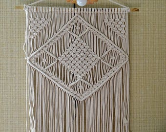 Macrame wall hanging Macrame modern decor Bohemian Wall Hanging Boho decor Perfect wall art Bohemian decor Boho chic decor Fiber art