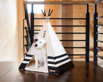 Pet teepee 24"x24"