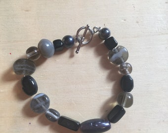 Black beaded bracelet