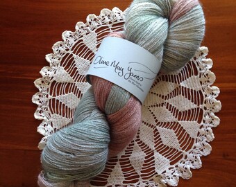 Flowers In The Mist -Lace Weight 70/30 Baby Alpaca/Silk 804m very soft