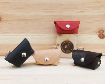 Dog Poop Bag Holder in Leather - Handmade Dog Supplies - Dog Poop Bag - Gift for Dog Lovers - Made in Italy Dog Accessories - YupCollars