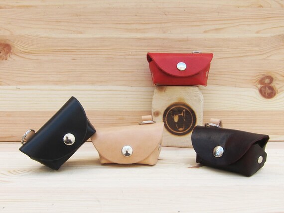 Dog Poop Bag Holder in Leather - Handmade Dog Supplies - Dog Poop Bag - Gift for Dog Lovers - Made in Italy Dog Accessories - YupCollars