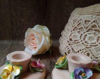 VINTAGE ENGLISH CROWN China Crafts Candleholders Hand-made in England, very pretty delicate pottery flowers candle-holders, feminine decor