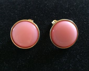 Gorgeous Vintage Signed Lisner Clip On Earrings