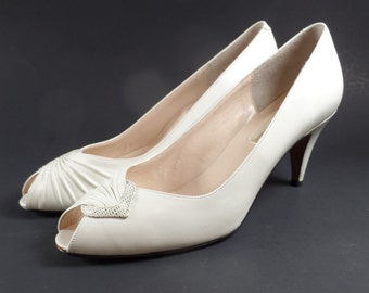 Vintage Sesto Meucci Cream Leather Shoes Size 8N Peep Toe Pumps Florence Italy